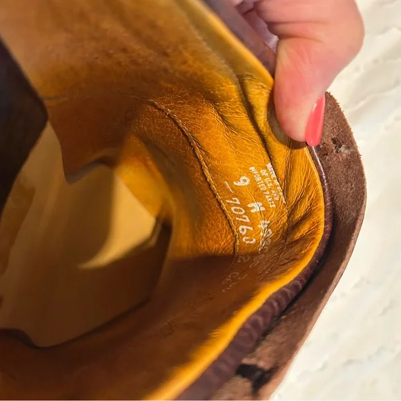 Frye boot/shoes size 9 - Picture 2 of 5